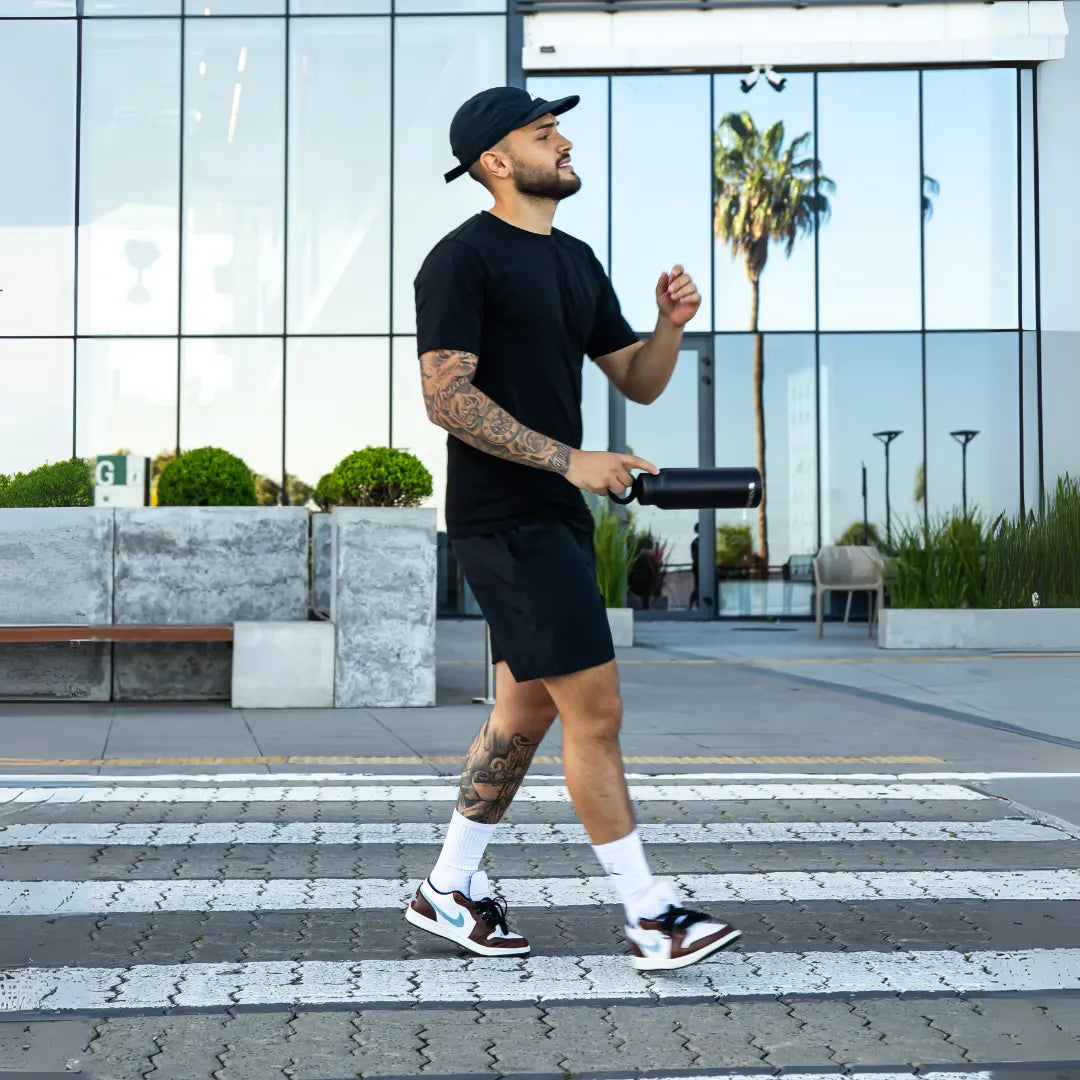 Garrafa Térmica Magsafe Magnética - Thermous®  Função Tripé + Brinde Exclusivo